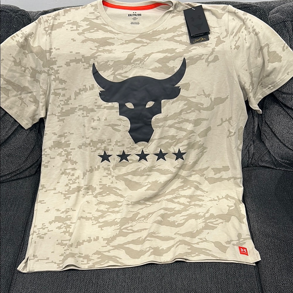 Under Armour Beige Graphic T-Shirt
